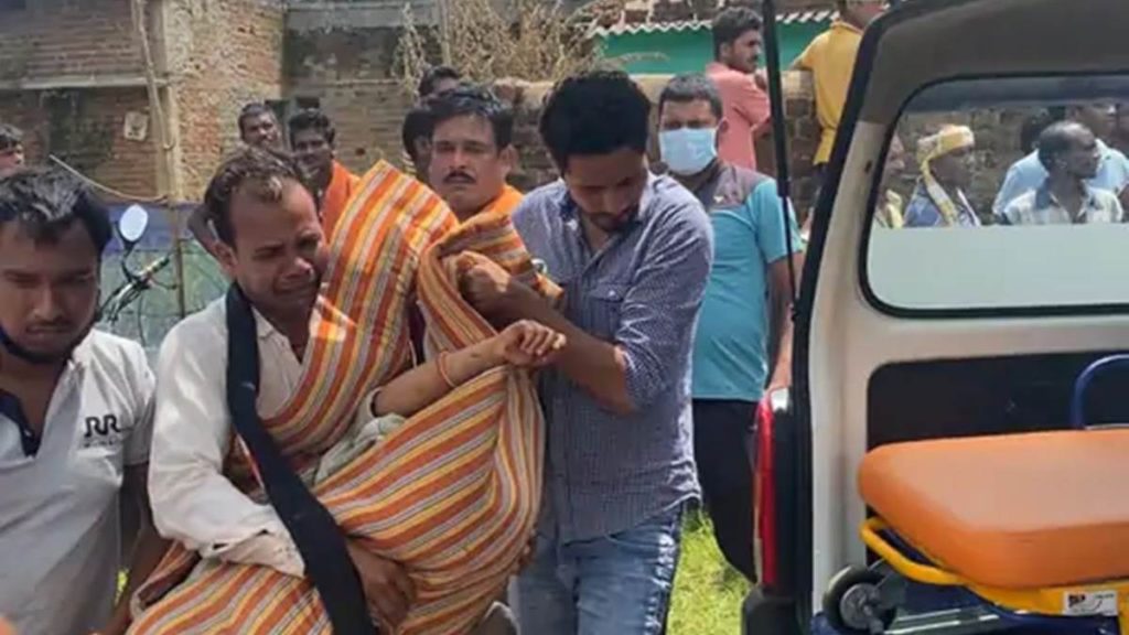 पेंड्रा: मां की लाश के पास सो रहा था बेटा, पास में ही फांसी पर लटकी मिली पिता की लाश 2 16 08 2023 crime pendra
