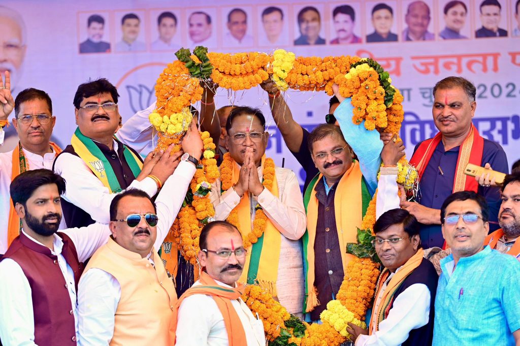 राजनांदगांव: CM साय बोले- 'छत्तीसगढ़ में मोदी की गारंटी 100 दिन में पूरी', हमने भूपेश बघेल को भी धान का बोनस दिया 1 20240322 204915